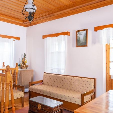 Hotel Zelinia Vitsa Esterno foto